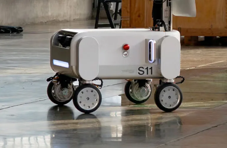 Proxie by Collaborative Robotics