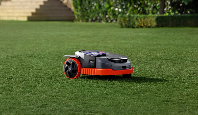 Navimow X3 Series by Segway